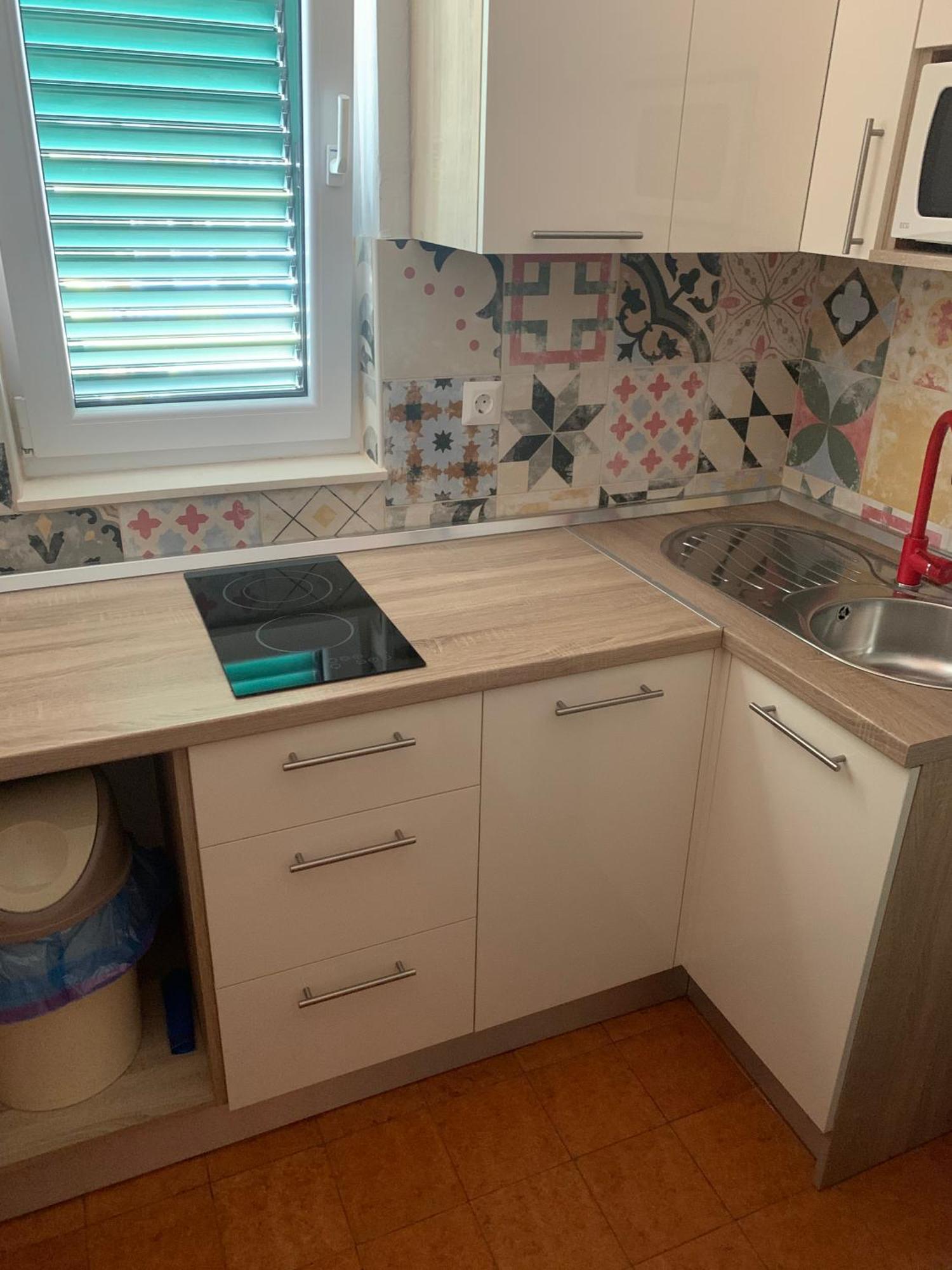 Apartmani Emilio Novalja Habitación foto